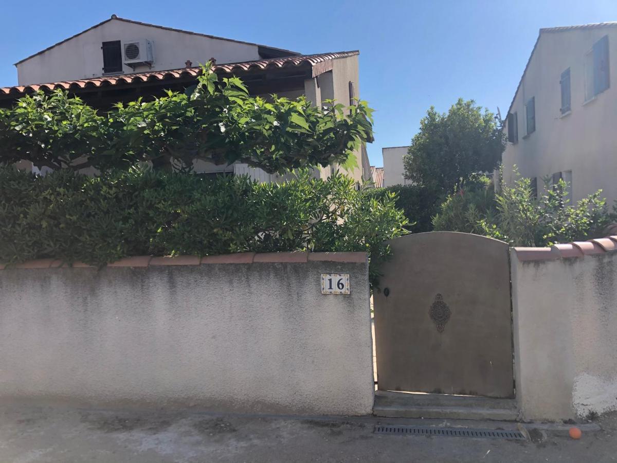 سانت ماري دو لا مير Residence Des Launes المظهر الخارجي الصورة